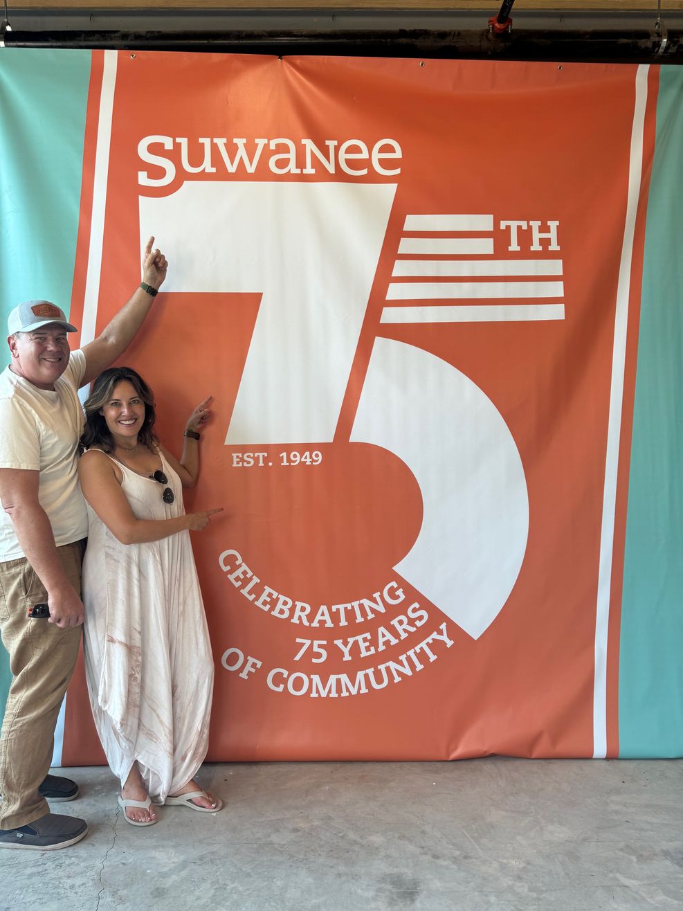 Suwanee sign